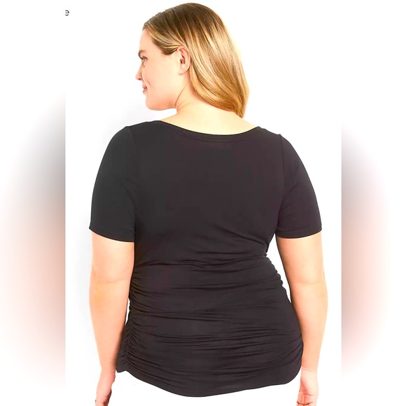 NWT flattering black tee - Picture 2 of 3